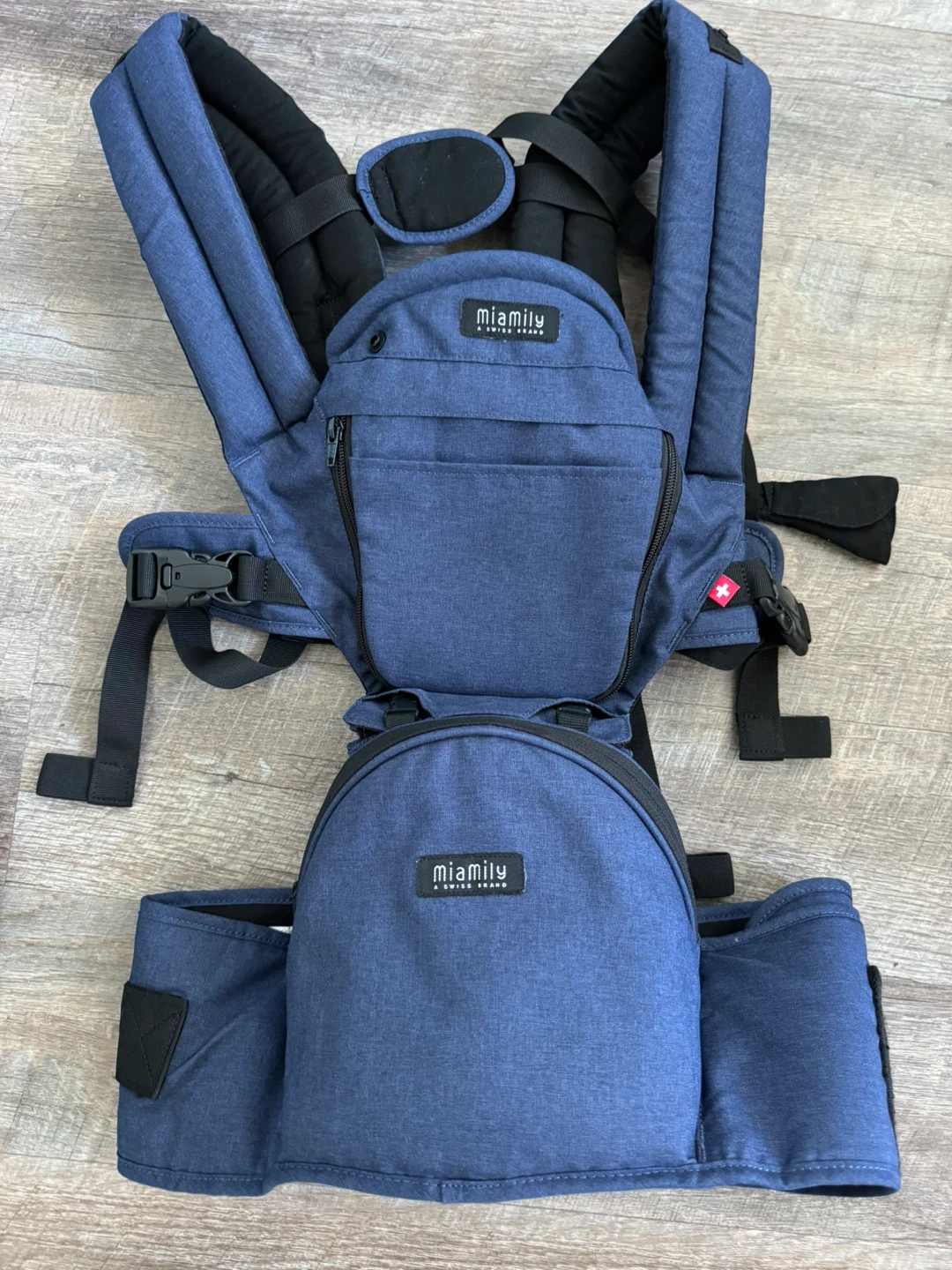 MiaMily Hipster Plus Baby Carrier - photo 2