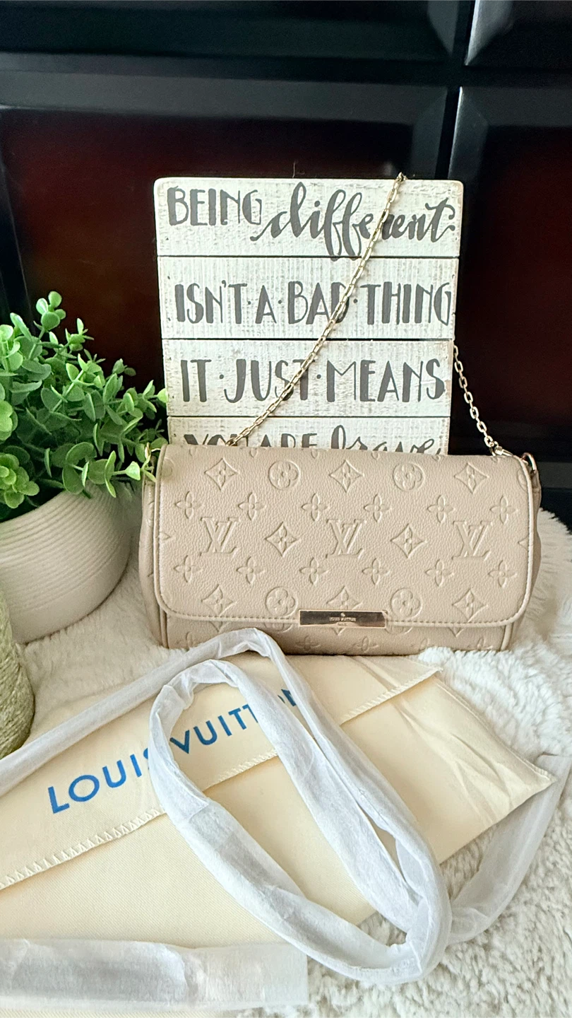 Bran New Louis Vuitton Monogram Purse