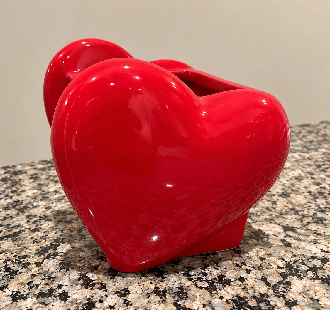 Red Heart Plant Vase