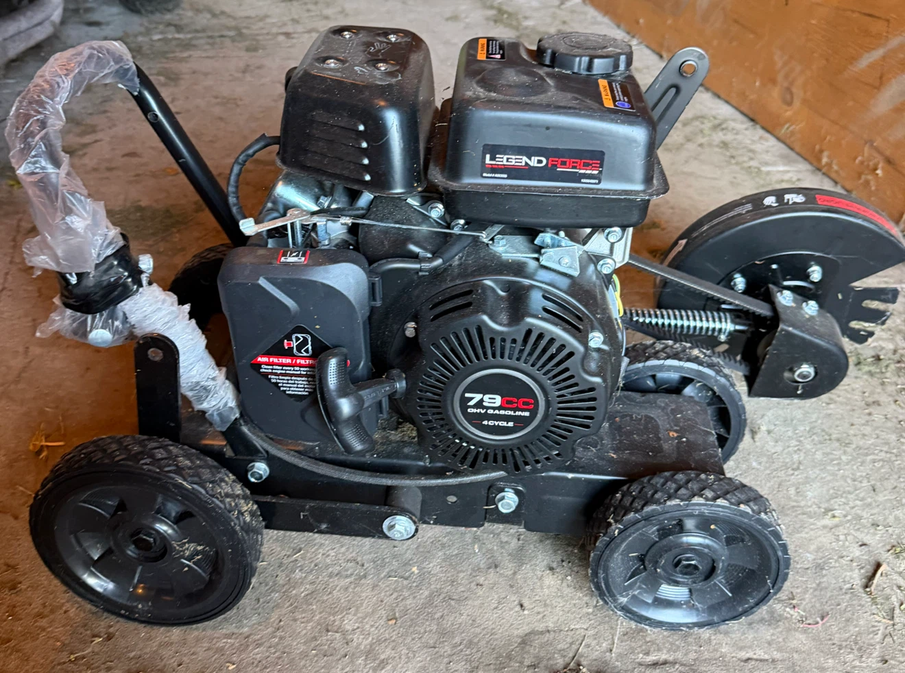 Legend Force 79cc Gas Lawn Edger - photo 2