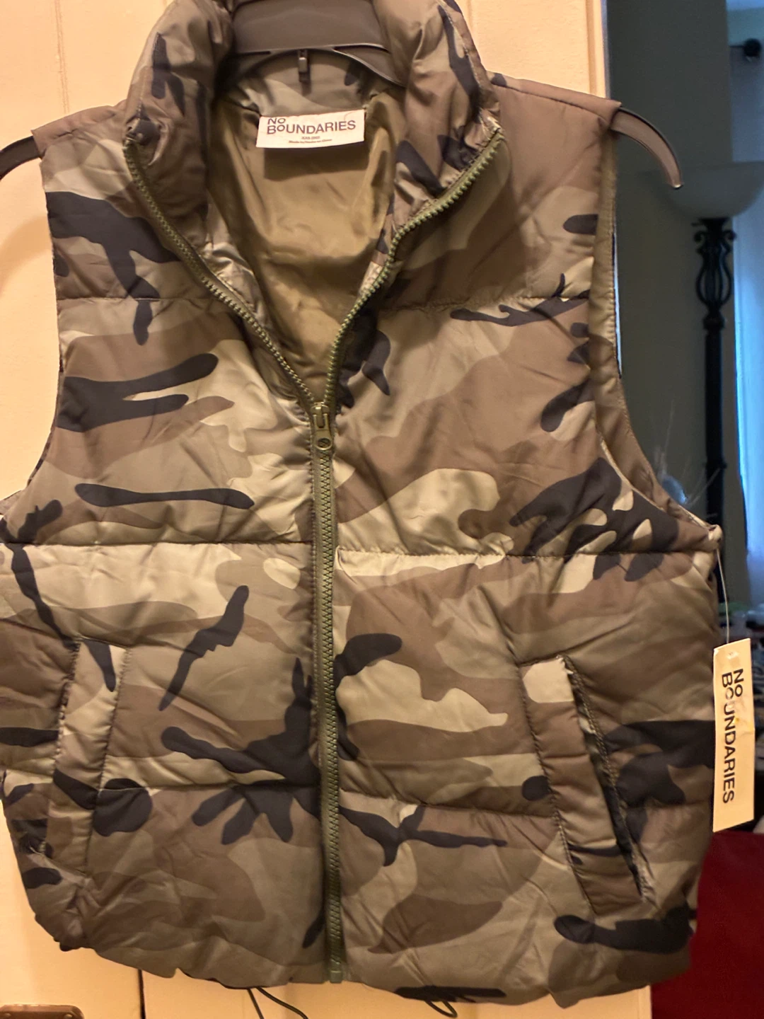 No Boundaries Camo Puffer Vest