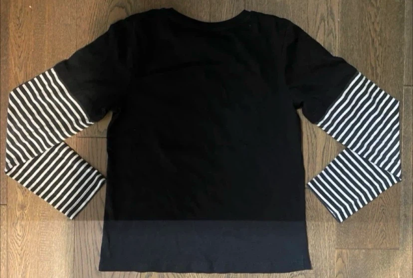 Wednesday Addams Long Sleeved Graphic Shirt L/G (10-12) - photo 4