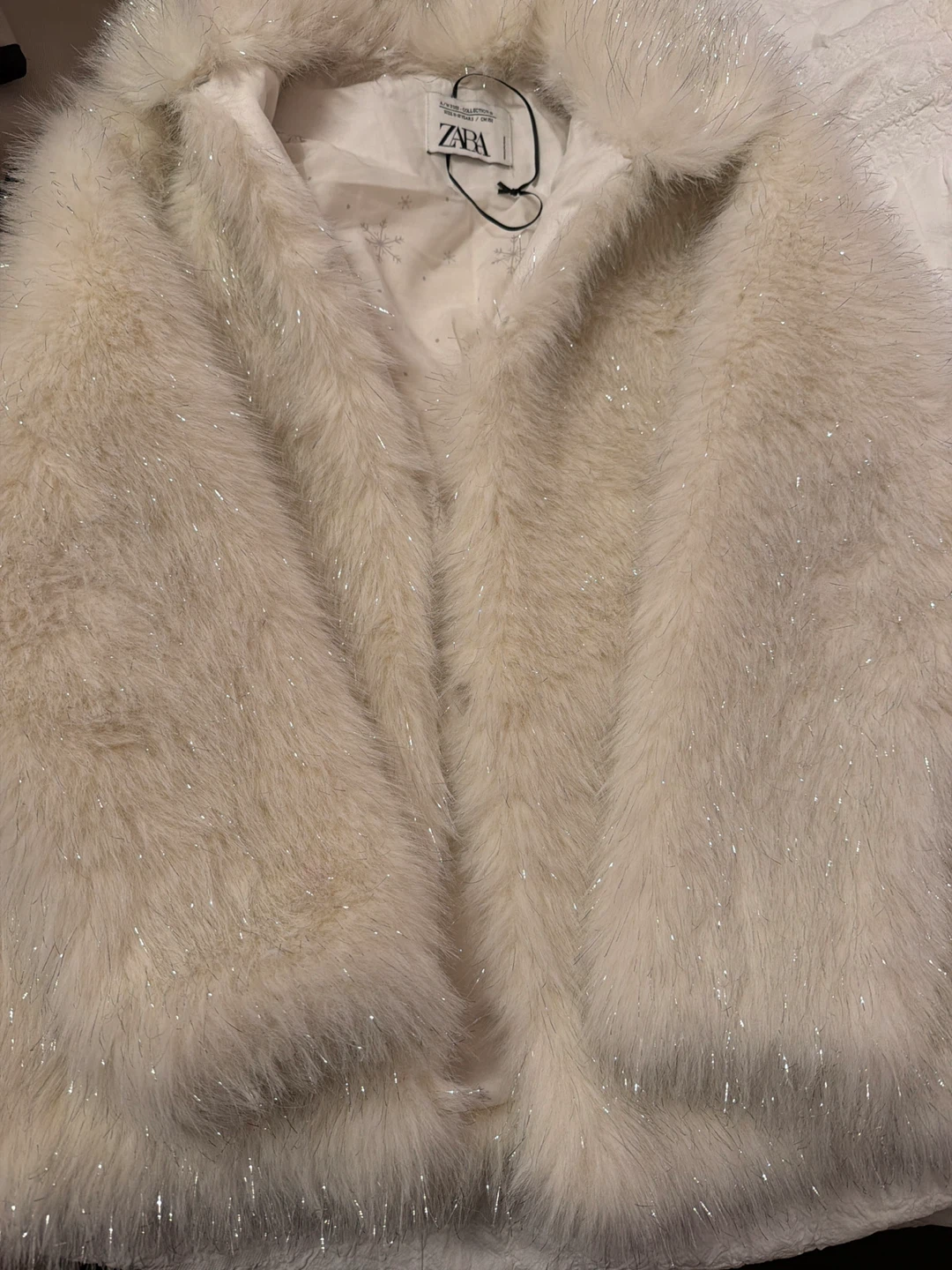Zara Girls White Faux Fur Shrug(what's your offer)