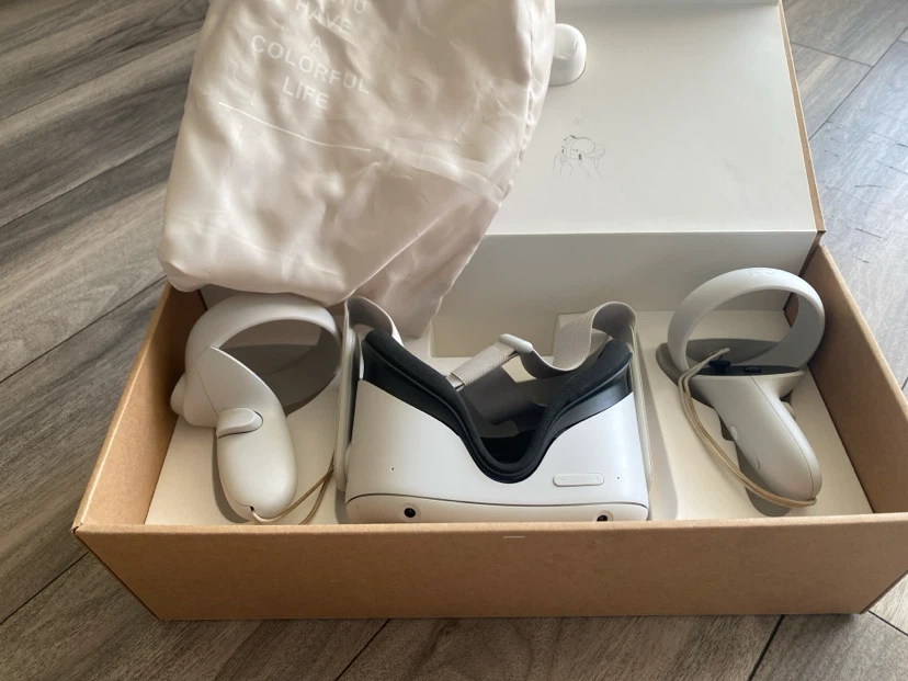 Meta Quest 2 VR Headset