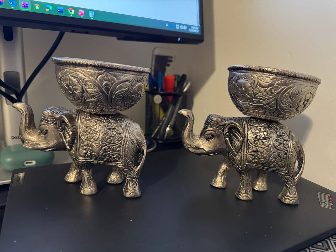 Two Vintage Silver-Tone Elephant Bowl Figurines - photo 3