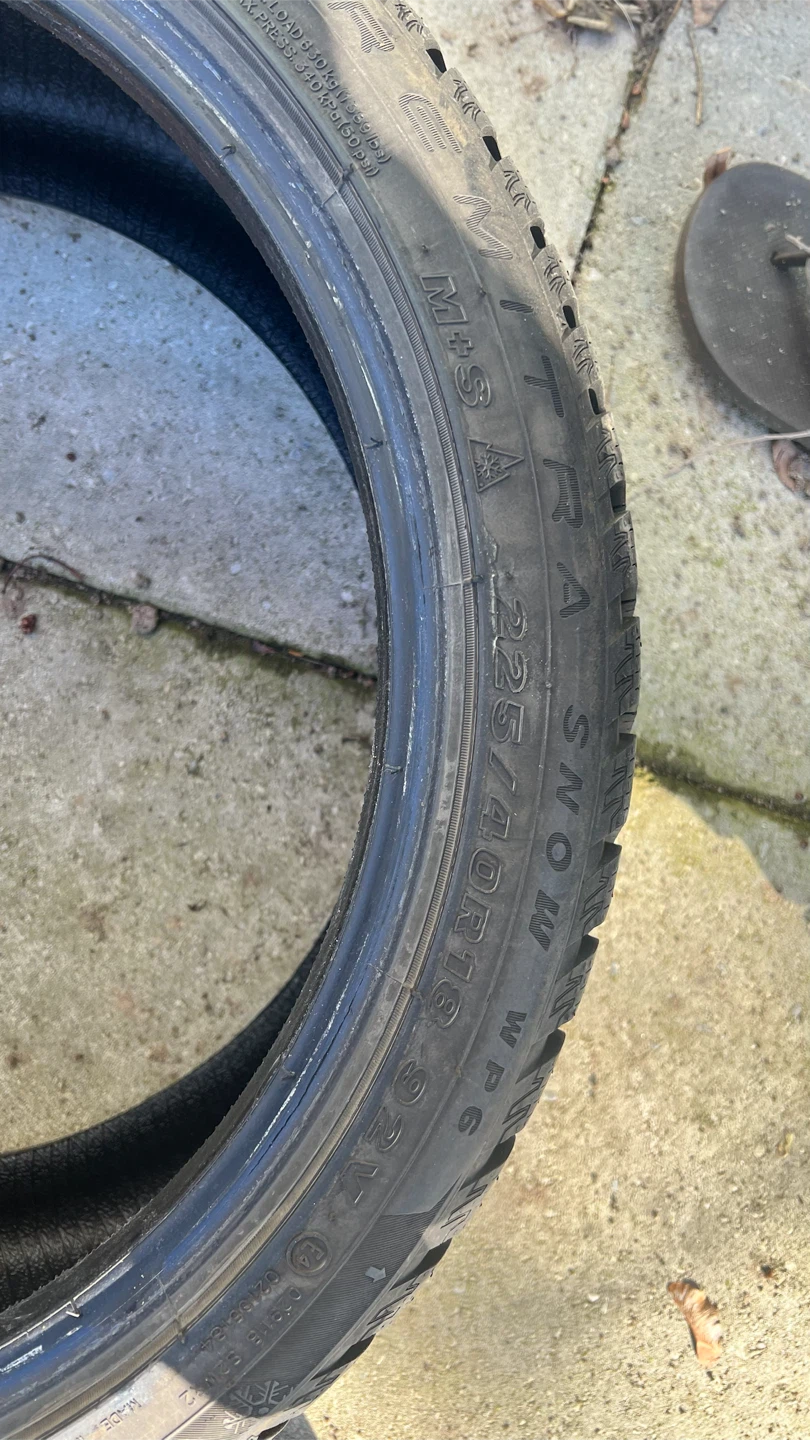 225/40R18 - photo 5