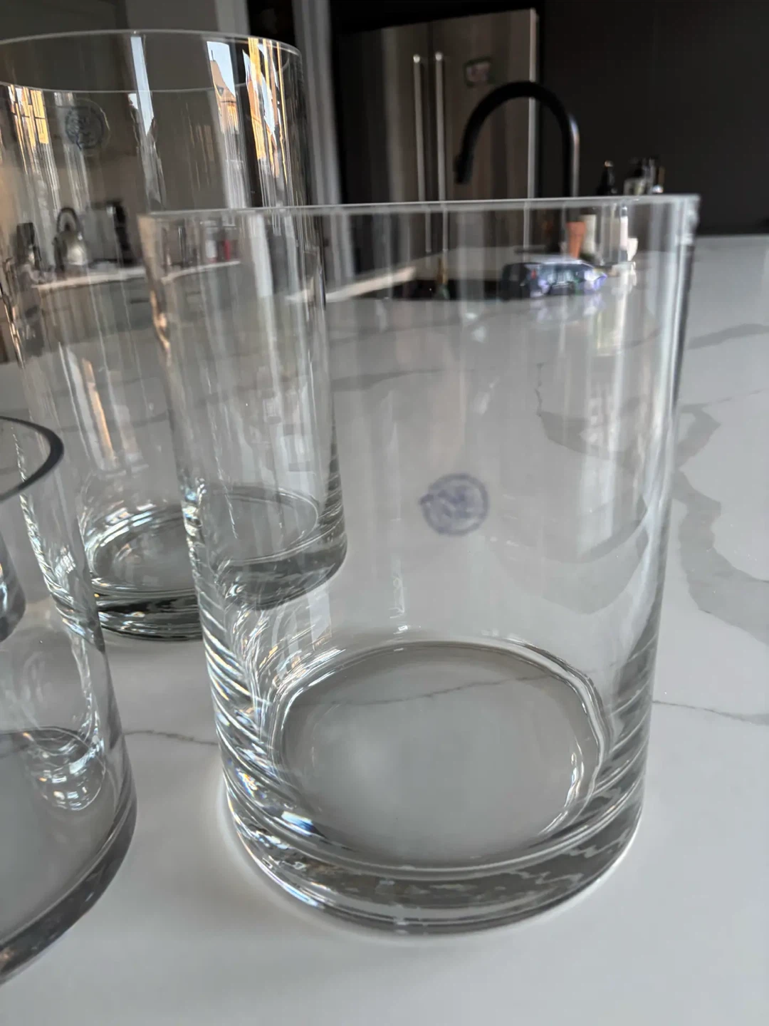 4 Decorative Vases - photo 2