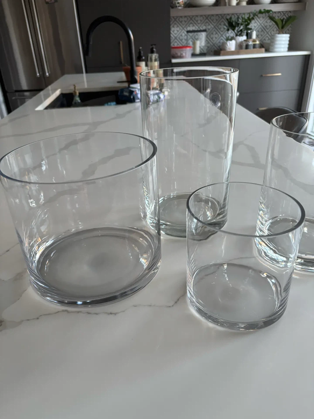 4 Decorative Vases - photo 4