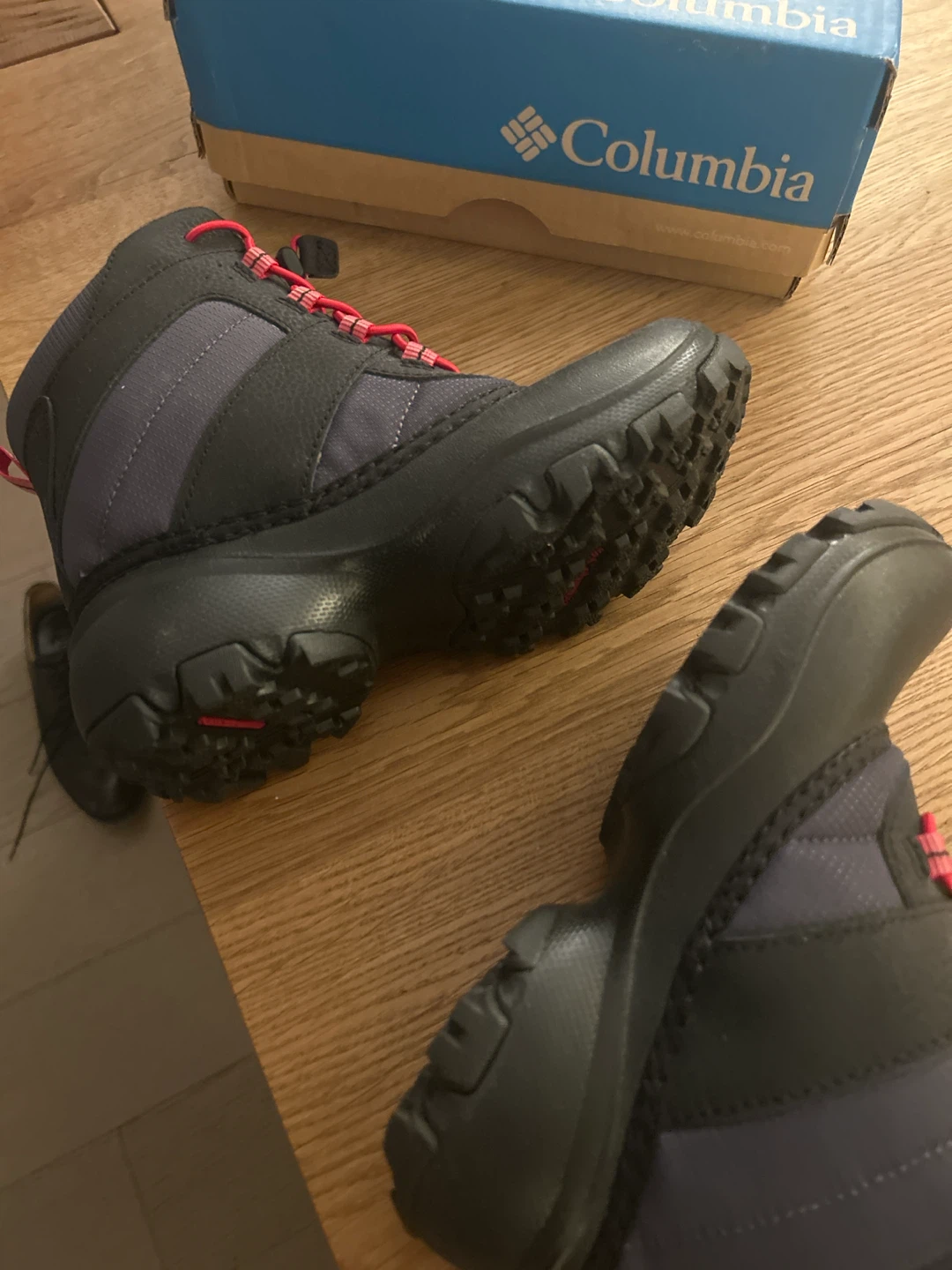 Waterproof Winter Boots Size 3 - photo 2