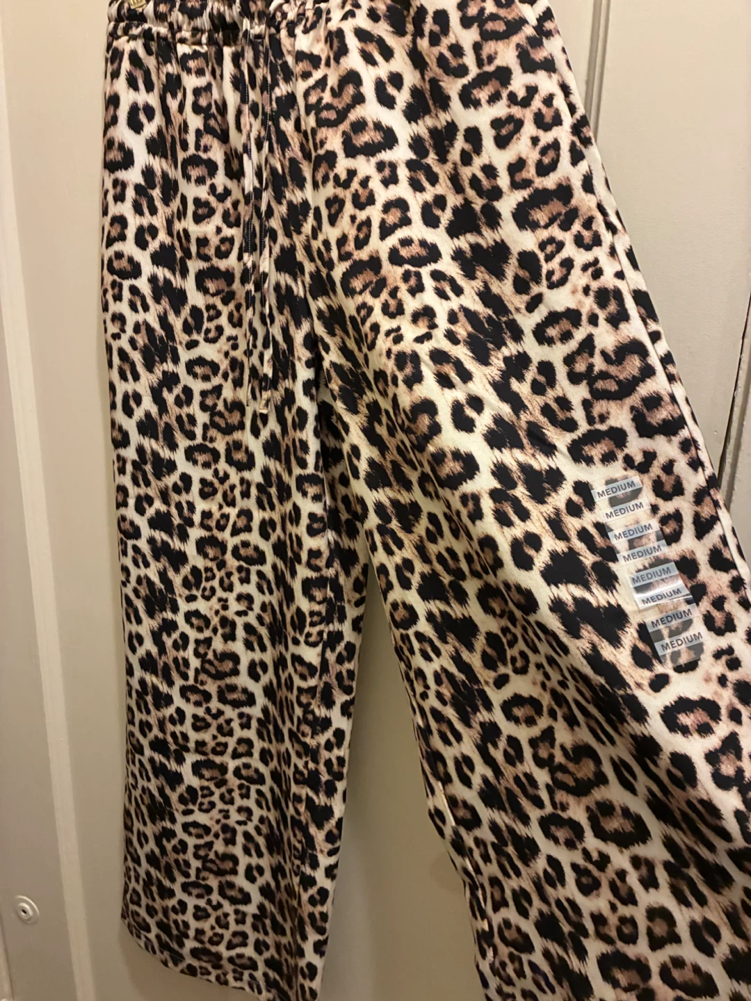 Sundayup Leopard Print Lounge Pants - photo 2