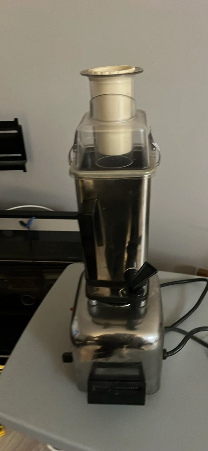 Commercial Vita-Mixer Maxi-4000 - photo 3