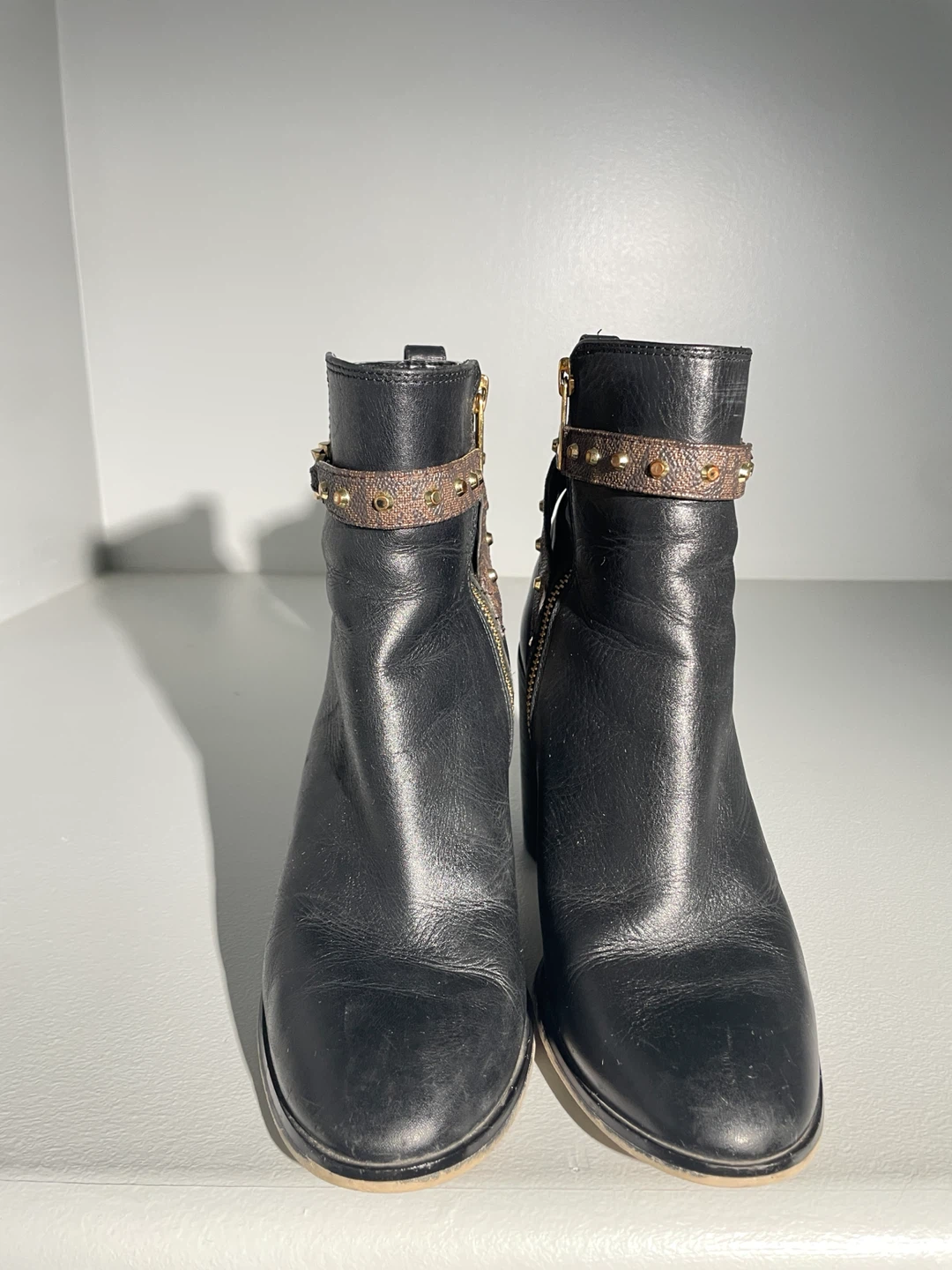 Michael Kors Black Leather Ankle Boots - photo 3