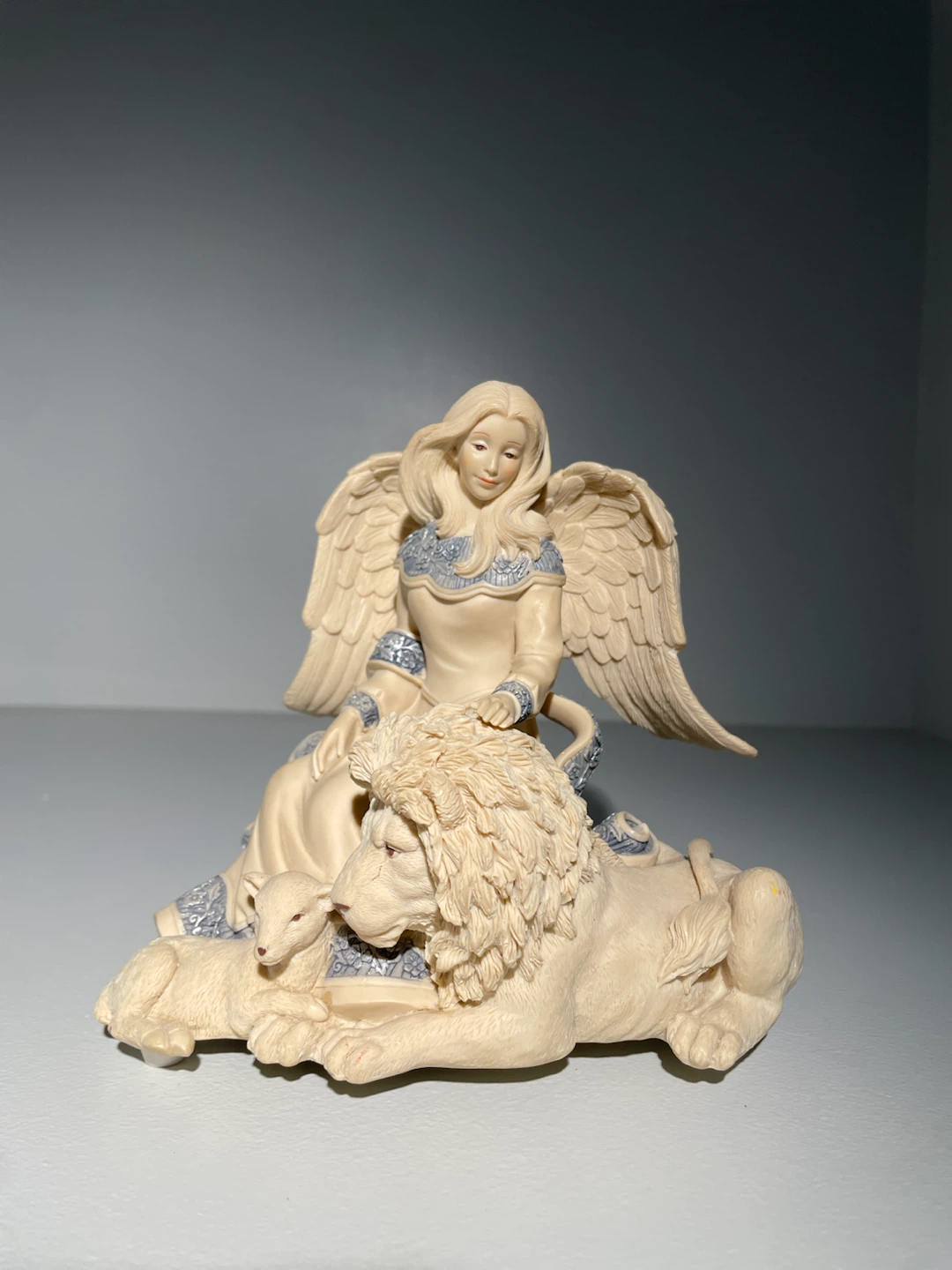 Sarah's Angels Musical Figurine 2006 - photo 3
