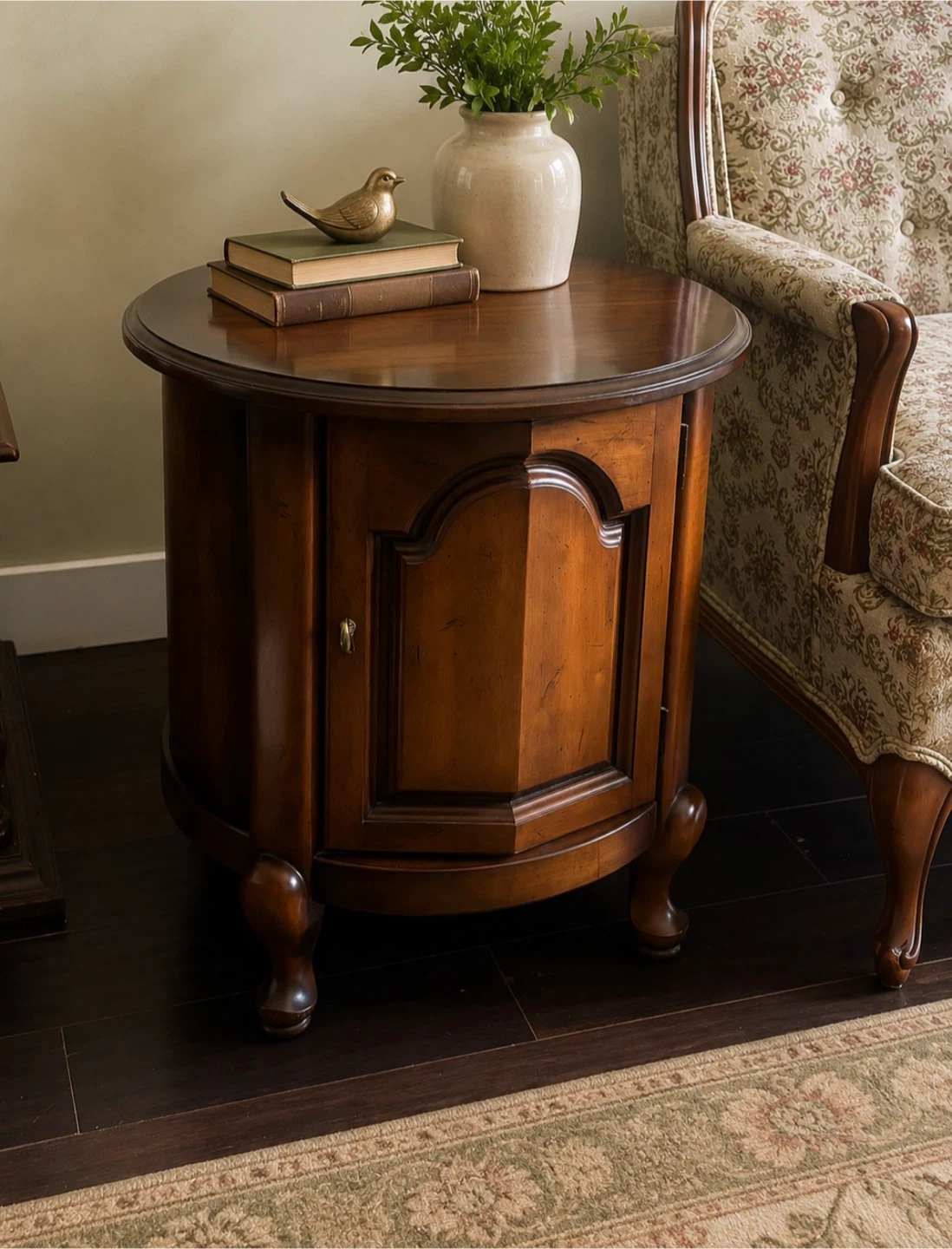 Traditional Round Wooden Side Table