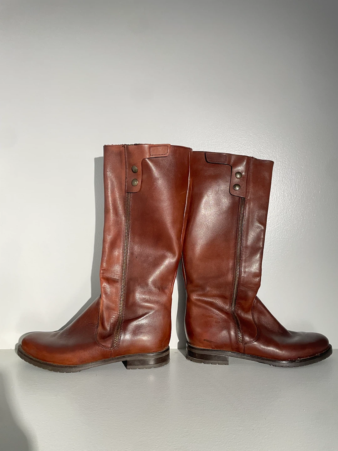 LE CHÂTEAU Italian Design Cognac Leather Tall Riding Boots - photo 2