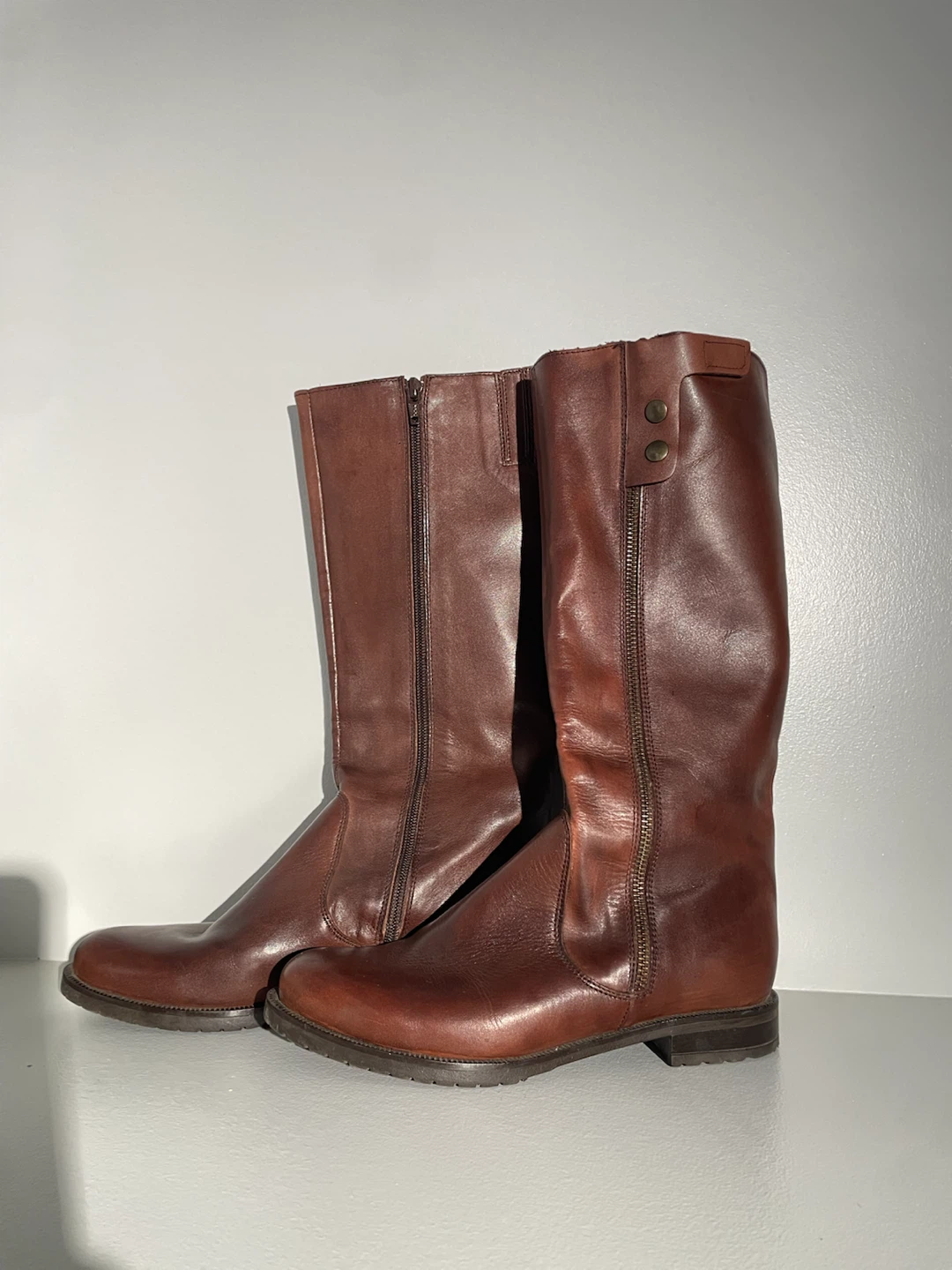 LE CHÂTEAU Italian Design Cognac Leather Tall Riding Boots - photo 3