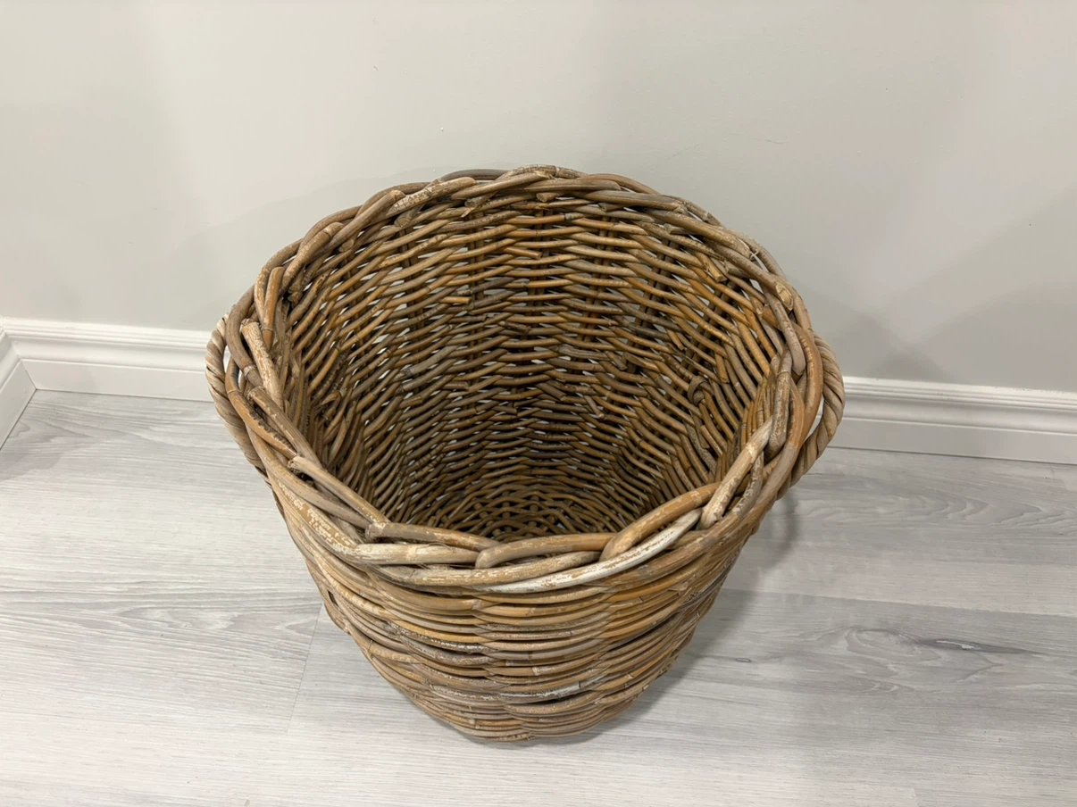 Large Wicker Basket - photo 2