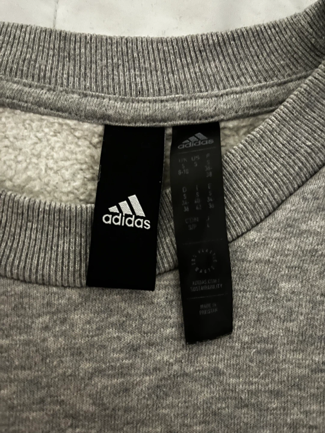 Adidas grey crewneck sweatshirt - photo 2