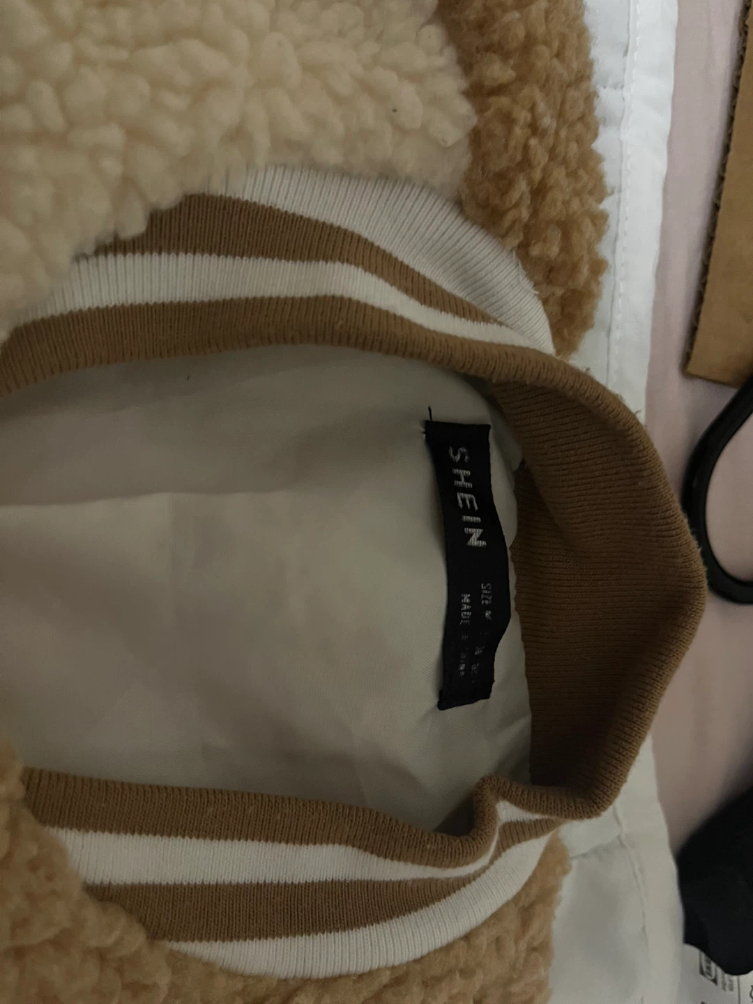 SHEIN Two-Tone Sherpa Varsity Jacket - photo 3