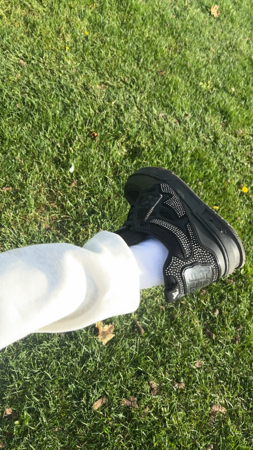 Louis Vuitton Skate Sneakers Black - photo 2