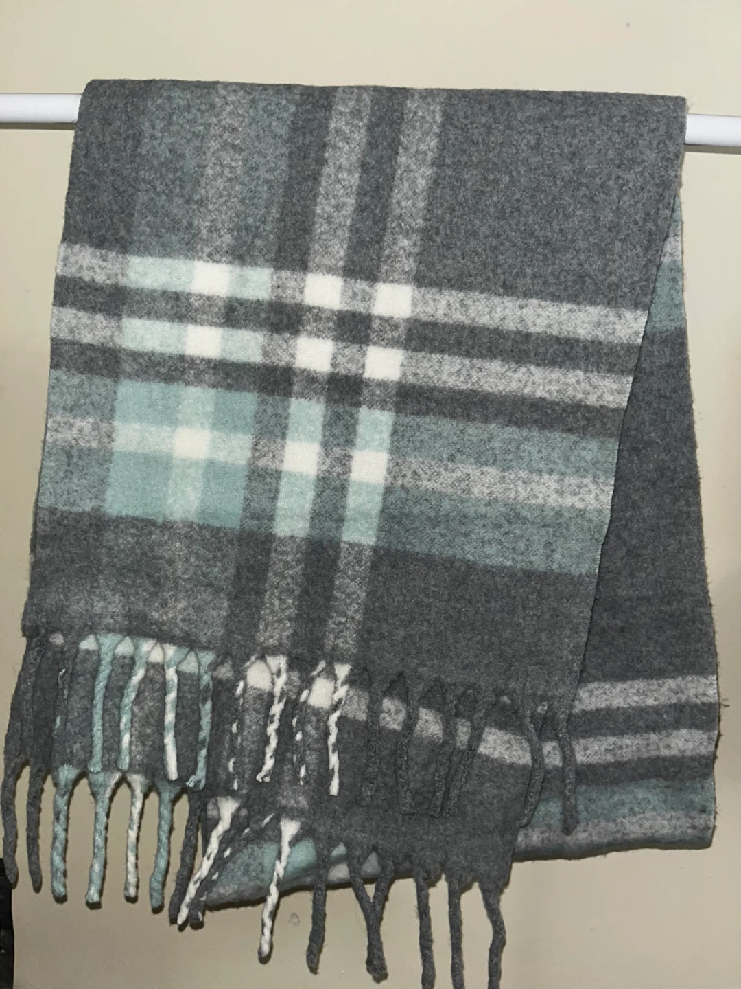 Uniqlo Plaid Winter Scarf