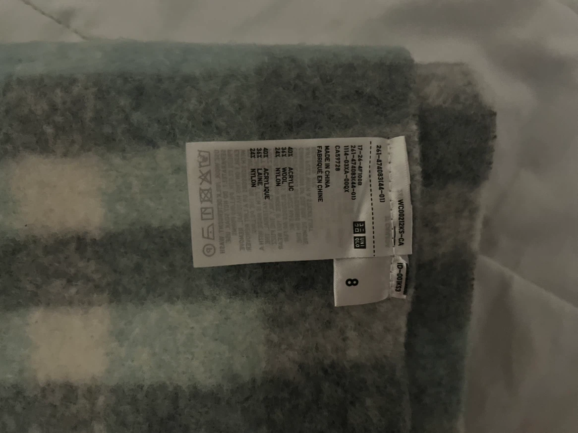 Uniqlo Plaid Winter Scarf - photo 3
