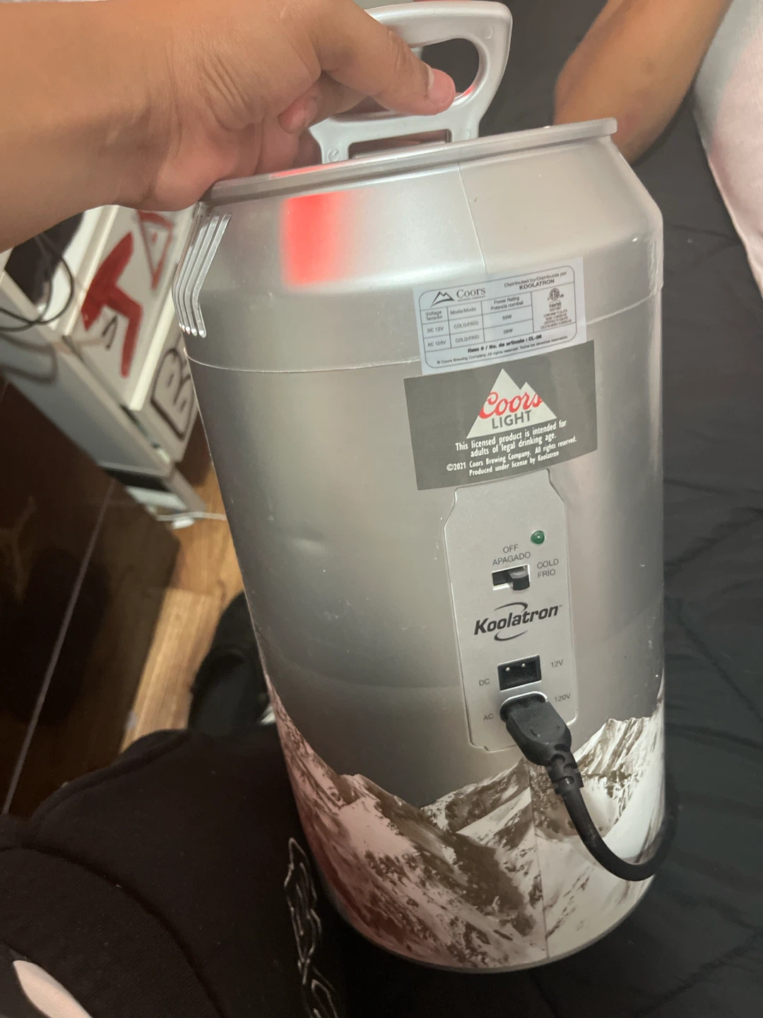 Koolatron Coors Light Can Fridge - photo 2