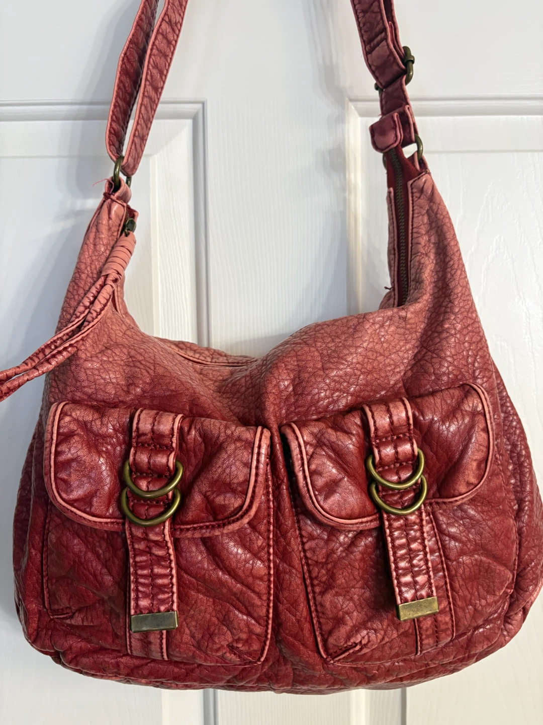 Arizona Jean Co. Red Multi-Pocket Hobo Shoulder Bag - photo 2