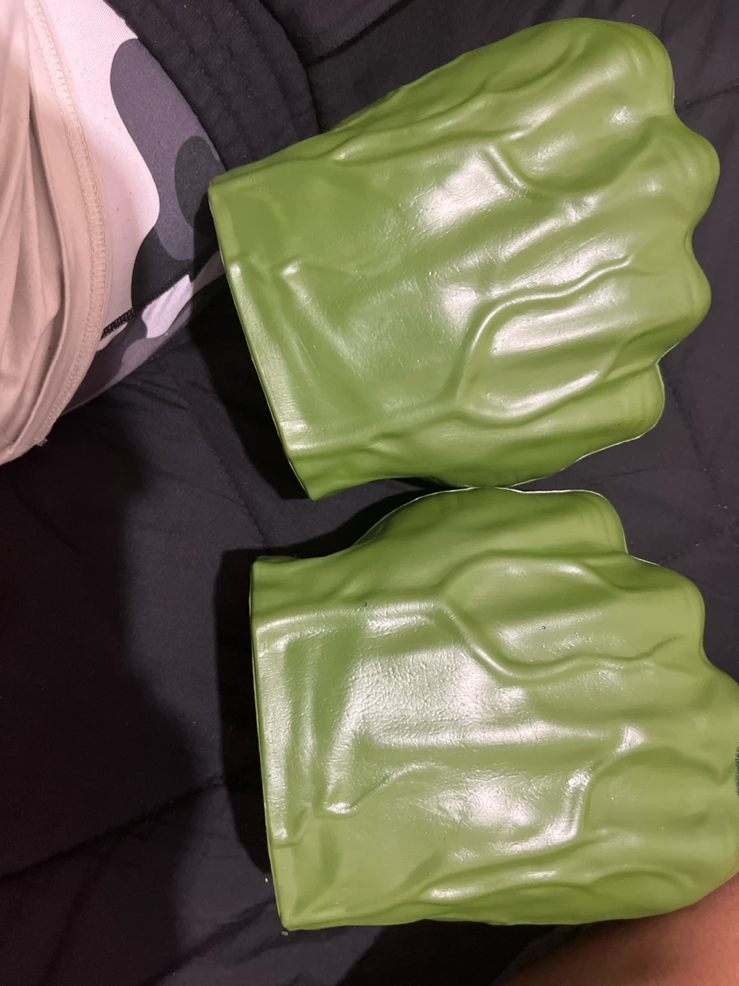 Hulk Smash Hands