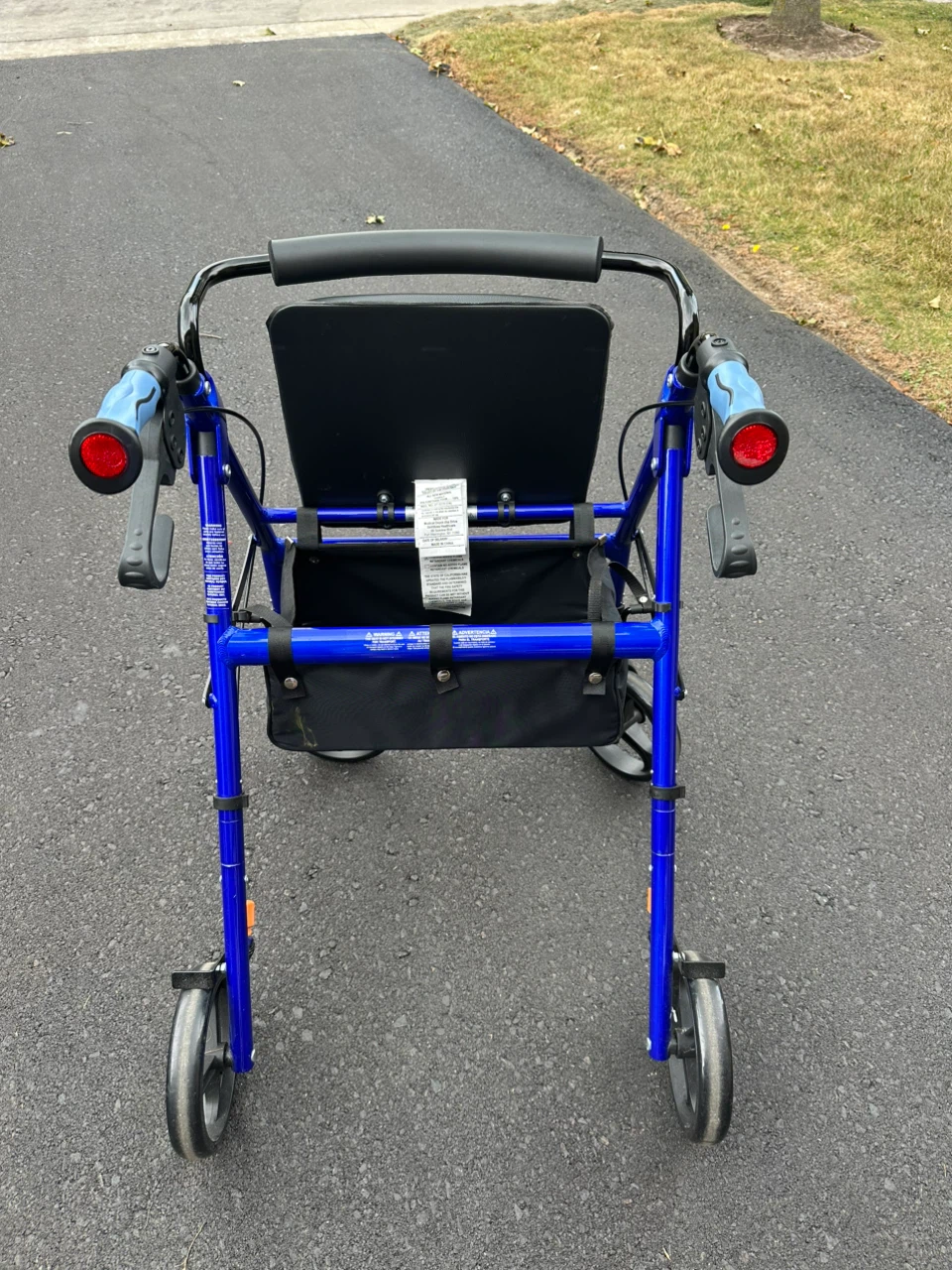 4 wheel walker with storage box like new - photo 3