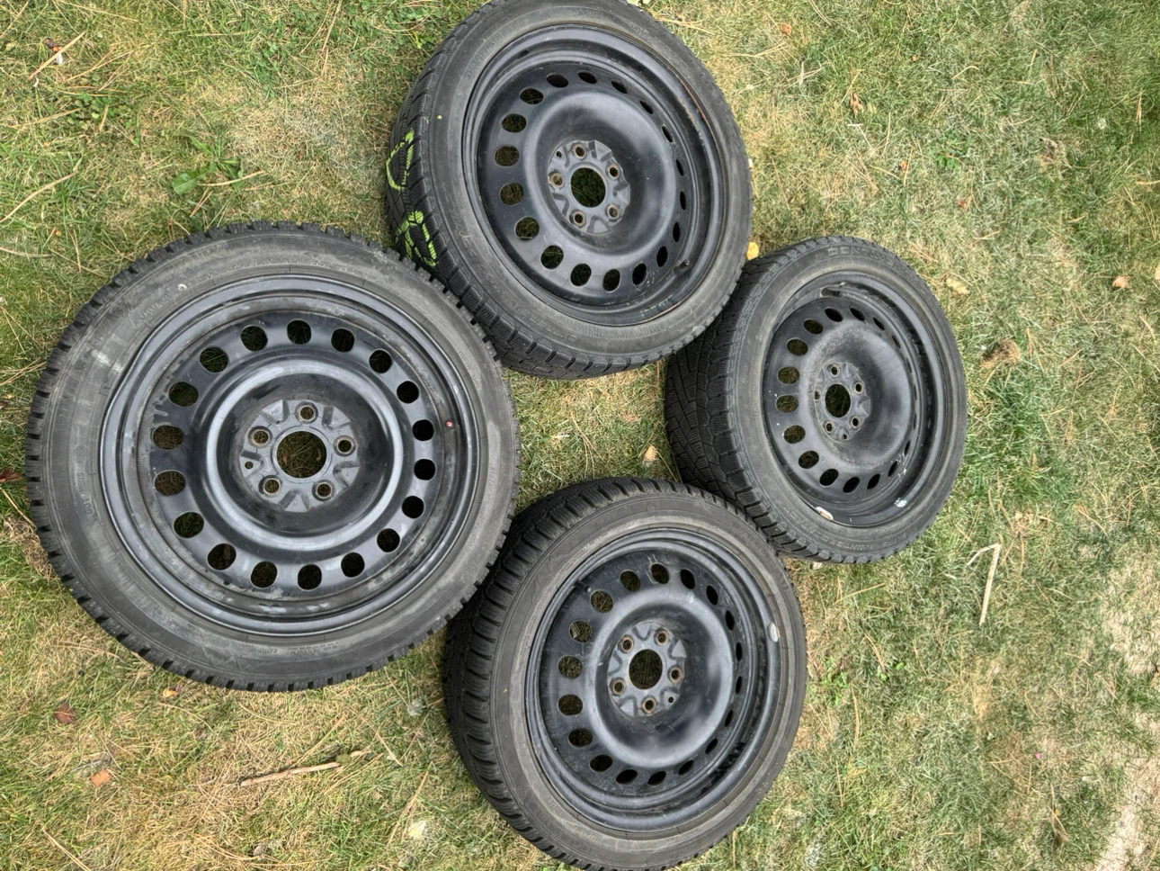Set of 2 Continental & 2 Firestone Winter Tires on Steel Rims - photo 4