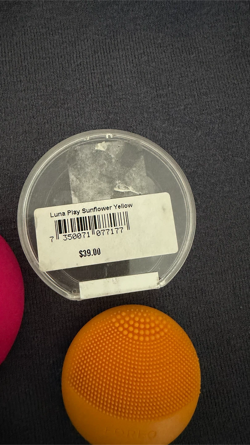 FOREO UFO 2 + play plus for free - photo 4