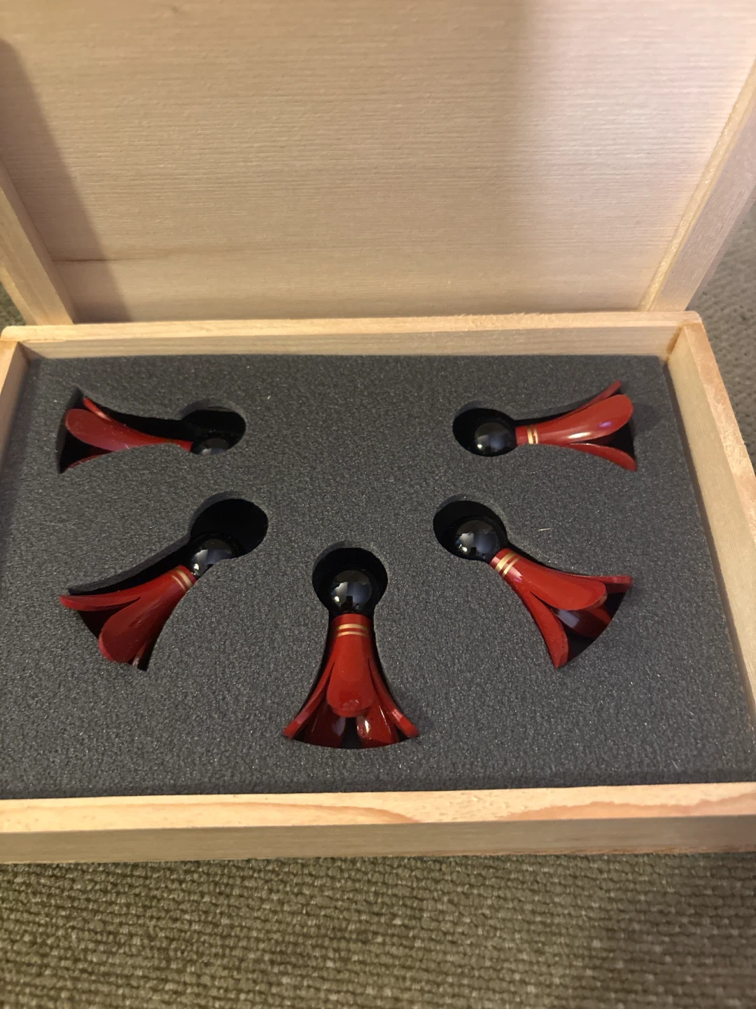 Set of 5 Japanese Lacquer Chopstick Rests - photo 2