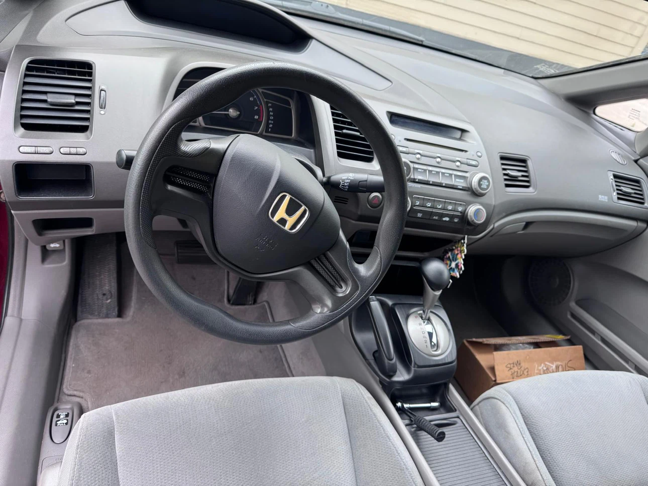 2008Honda Civic Sedan - photo 4