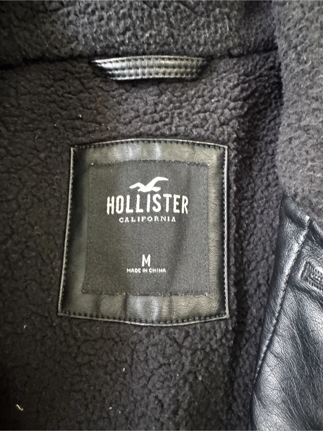 Hollister Sherpa-Lined Faux Leather Trucker Jacket - photo 2