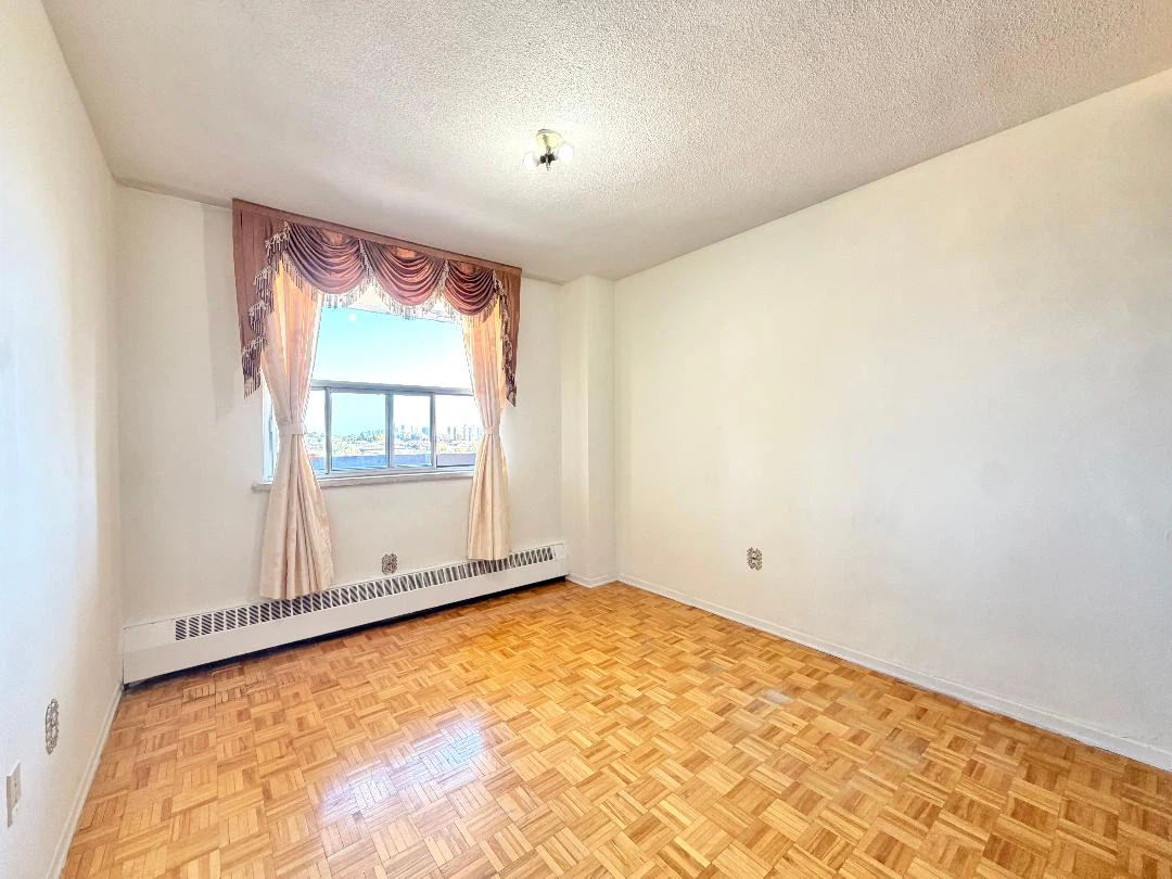 For rent two  Bedroom Condo - photo 4