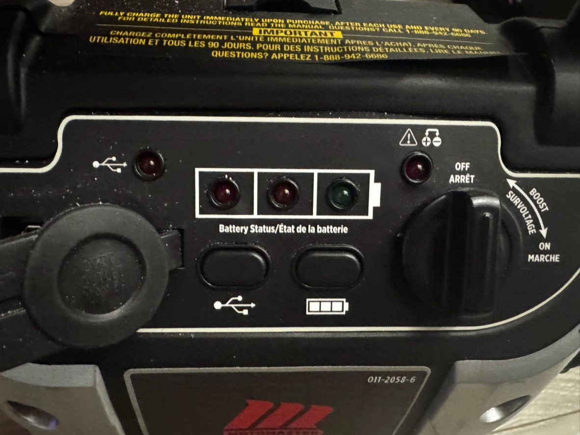 MotoMaster Eliminator Booster Pack with Air Compressor - photo 4