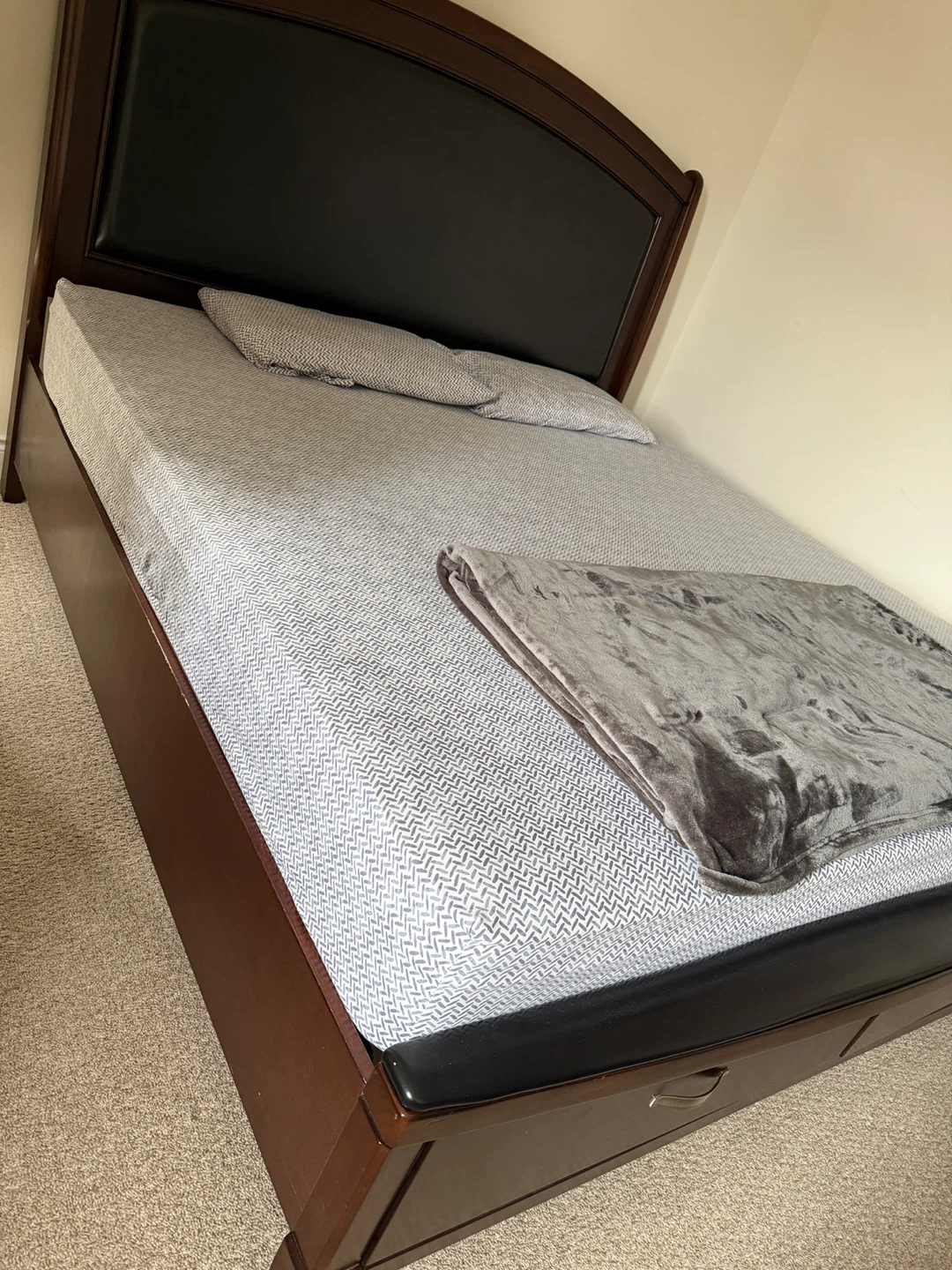 Dark Wood king Storage Bed Frame with two side tables - photo 3