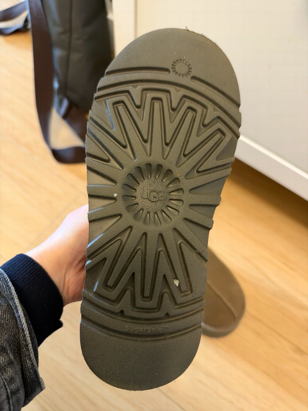 UGG Slippers Brown - photo 3