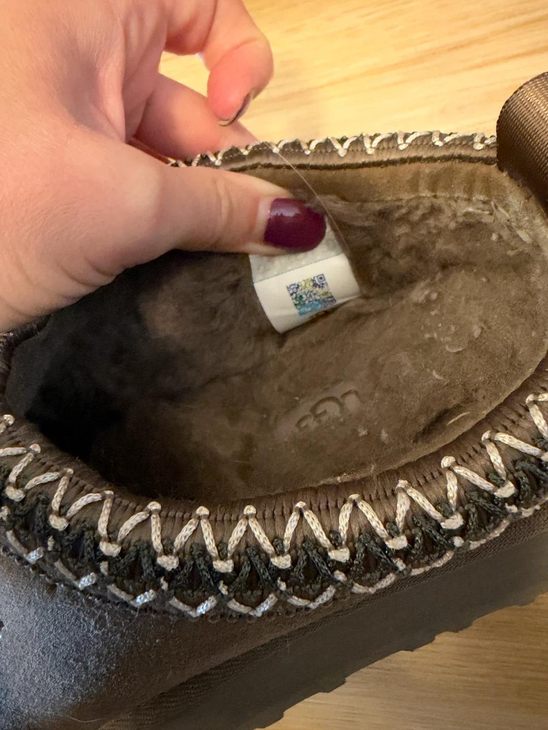 UGG Slippers Brown - photo 5