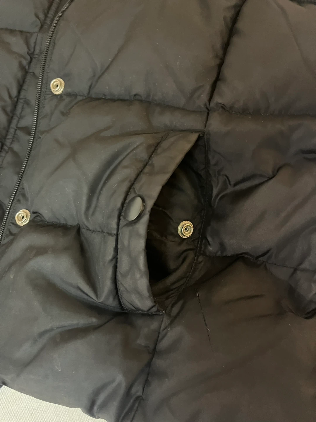 Ladies - Small-Medium Black Down Filled Fall or Winter Vest - photo 5