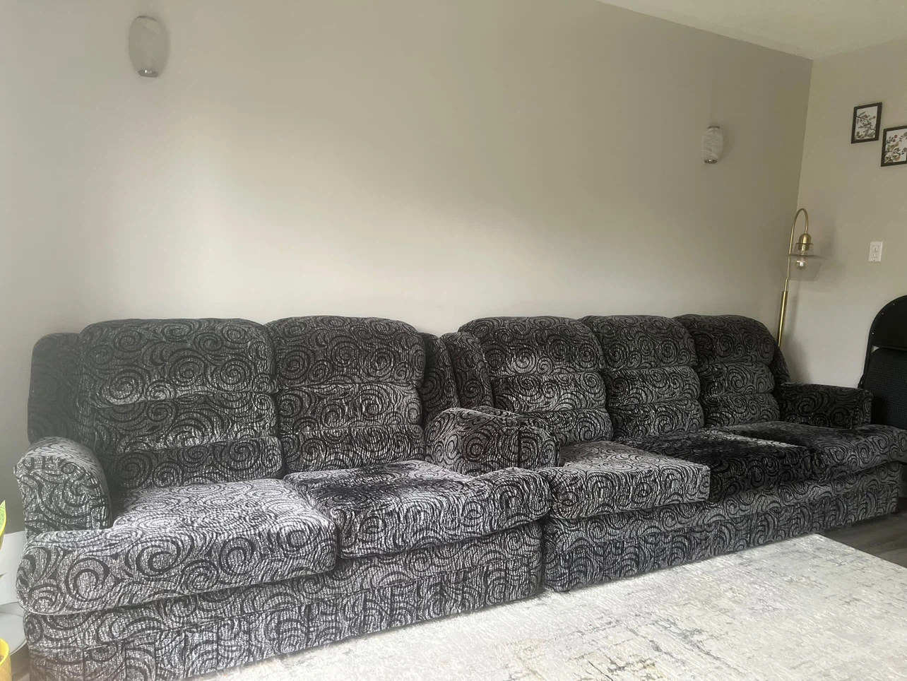Must go this week — two-piece sofa set: 3-seater + 2-seater - photo 3