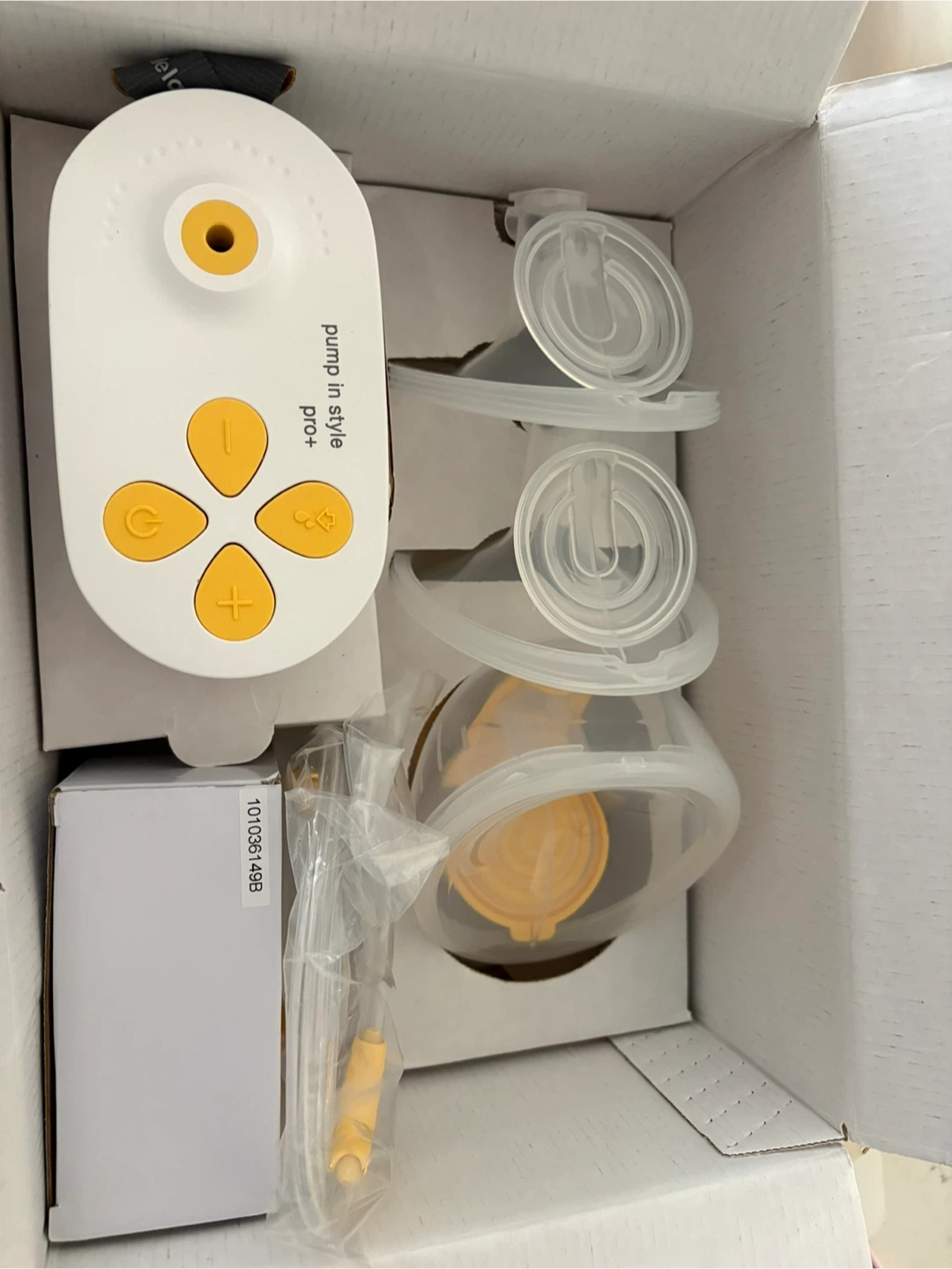 NEW Medela Pump In Style Pro+ Hands-Free Breast Pump - photo 5