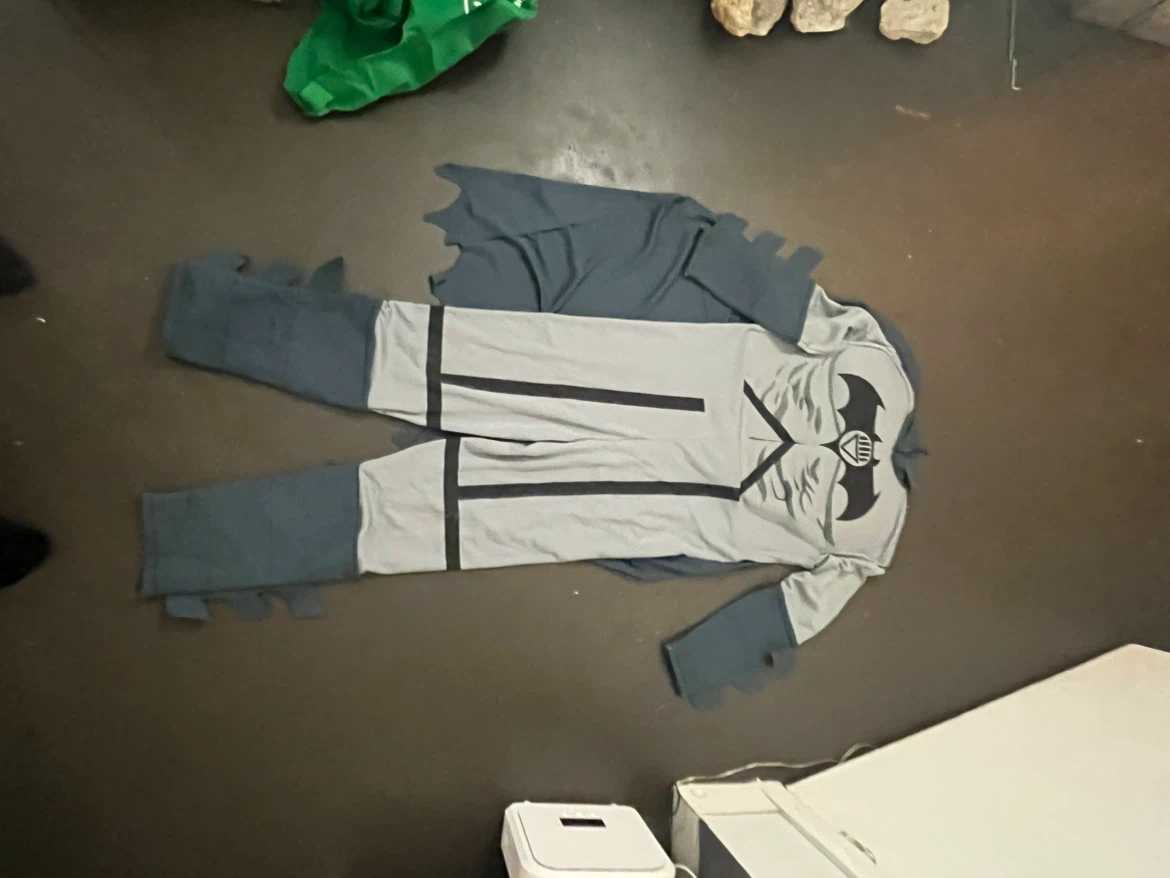 Halloween Batman Costume kids size Large - photo 2