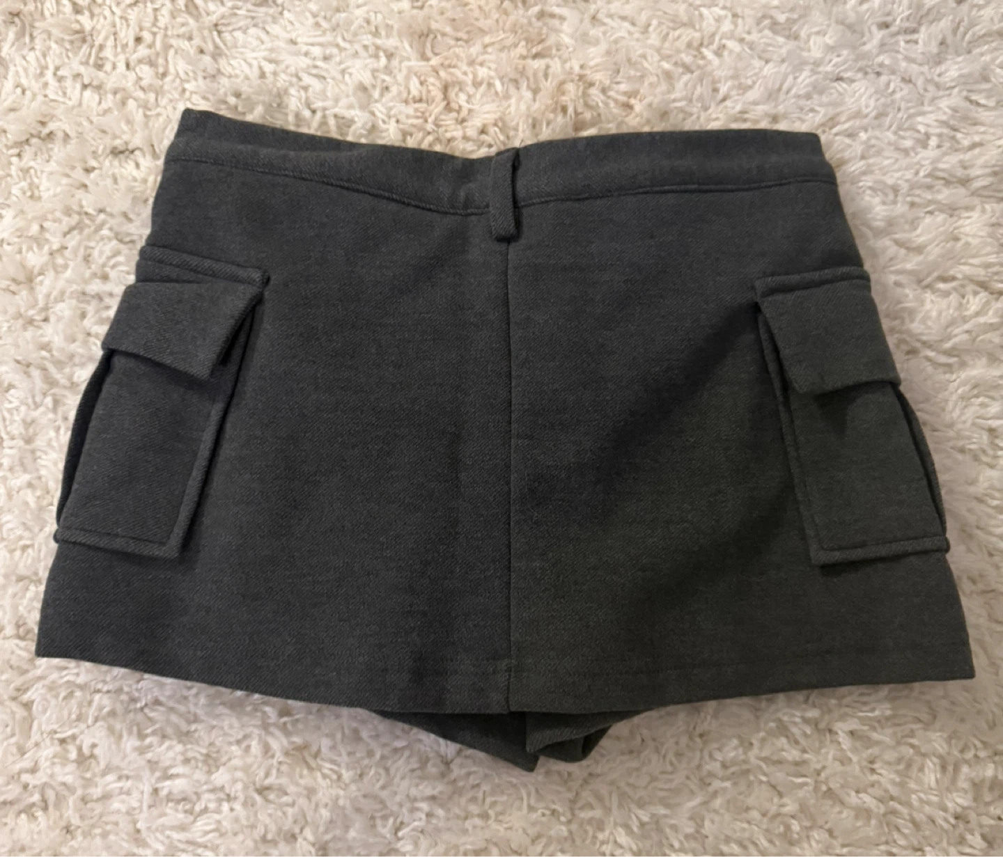 Charcoal grey cargo skort - photo 3