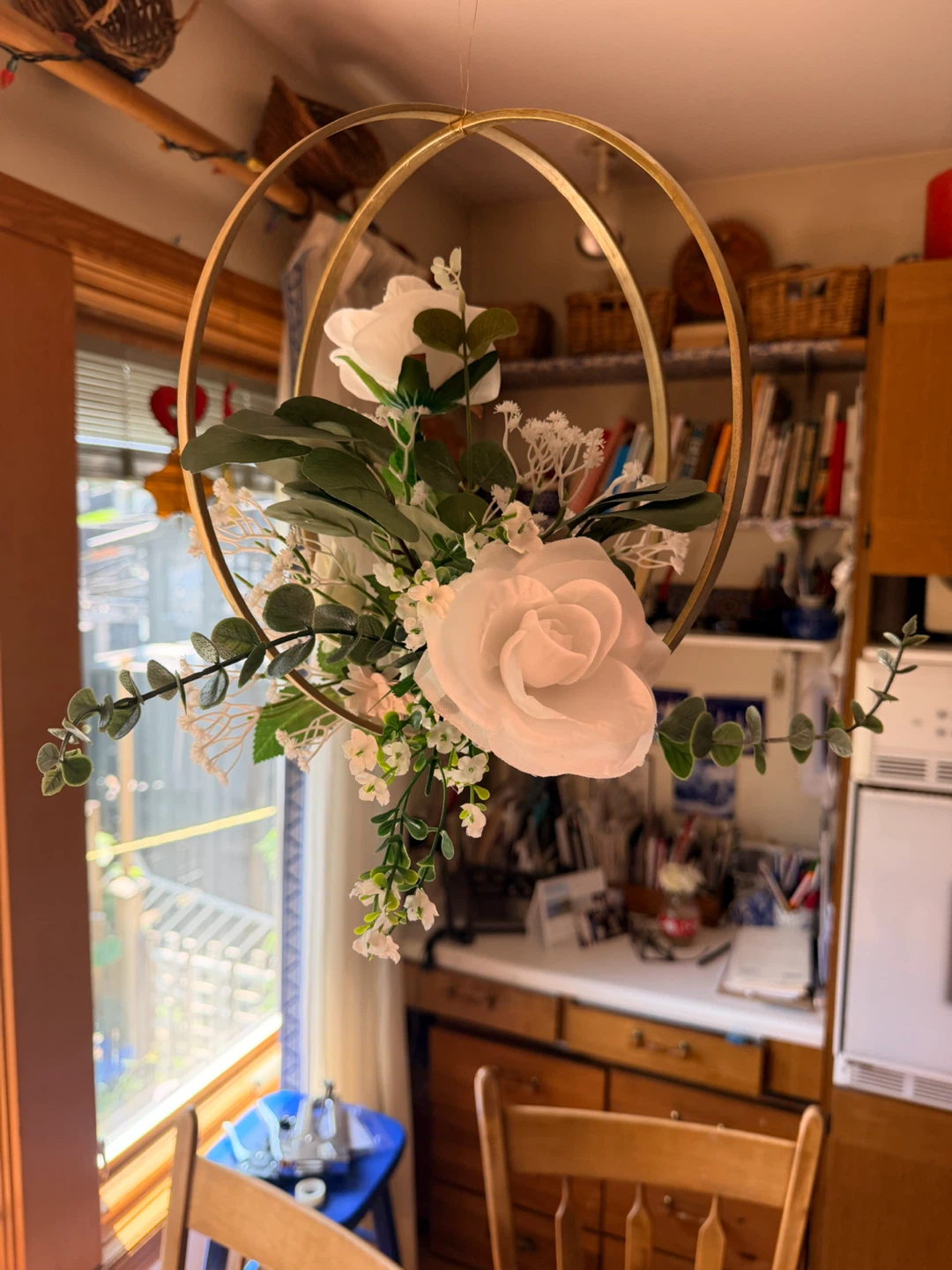 Set of 10 Hanging Floral Hoop Decorations - photo 2