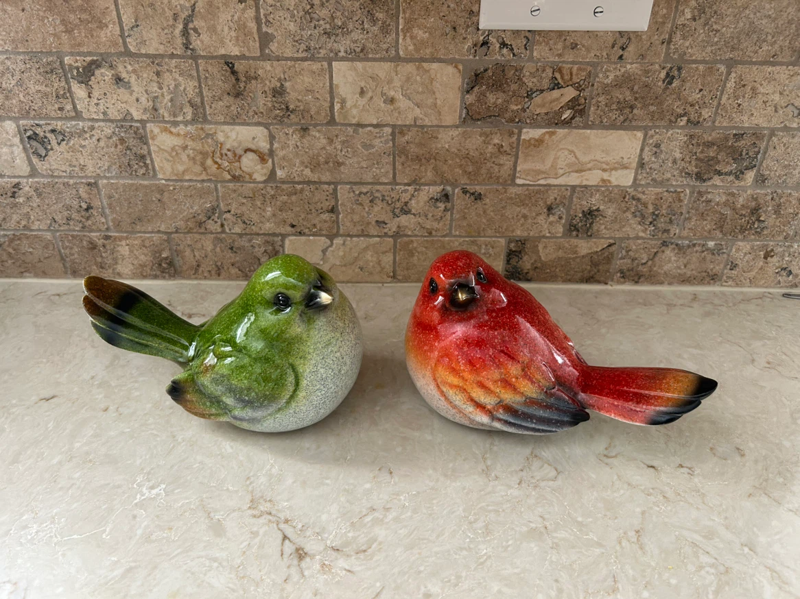 2 NEW RESIN BIRDS BOTH FOR $18 (READ LISTING)