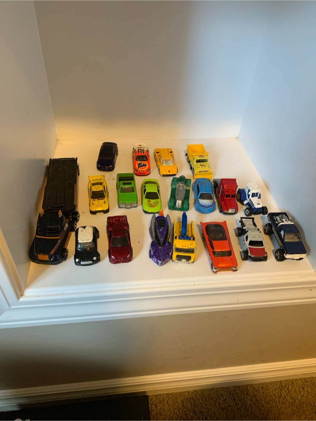 Set of 18 Assorted Toy Cars