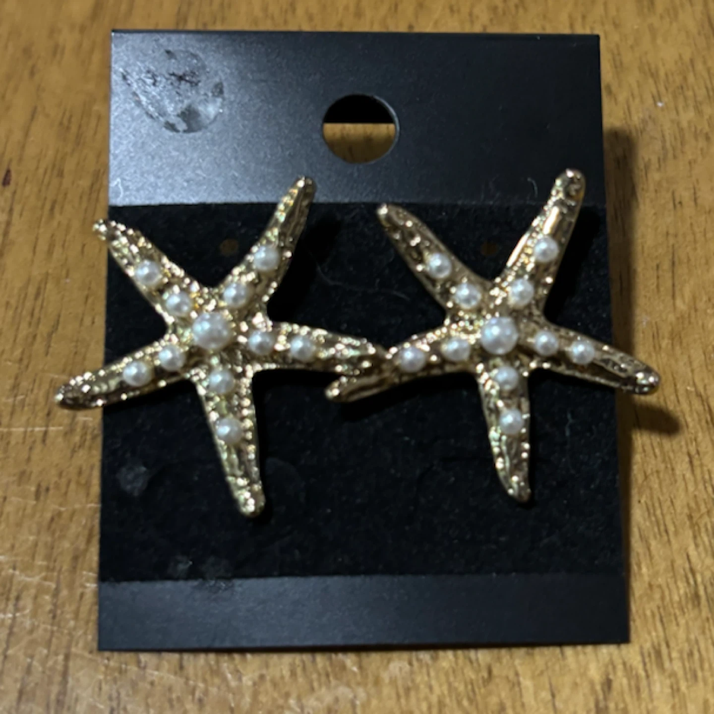 NEW-CLEARANCE-Gold Starfish Earrings with Faux Pearls