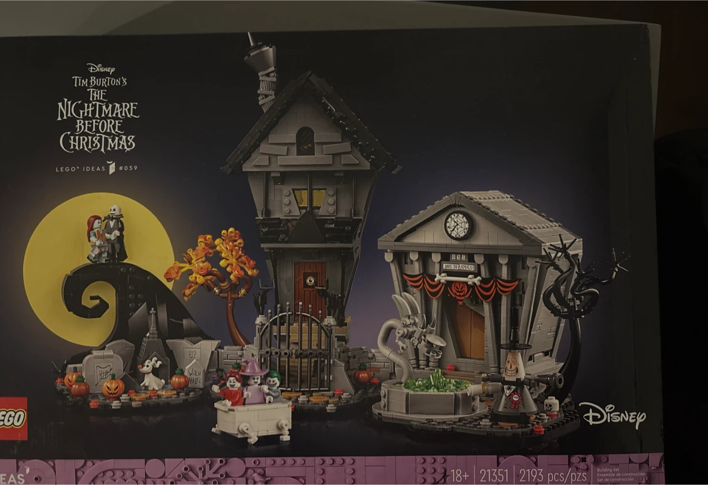 LEGO Ideas Disney The Nightmare Before Christmas 21351 - photo 2